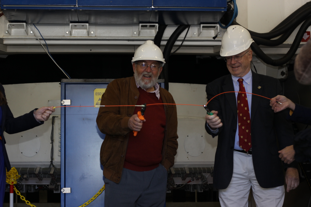 Symbolic fiber cut at the inauguration